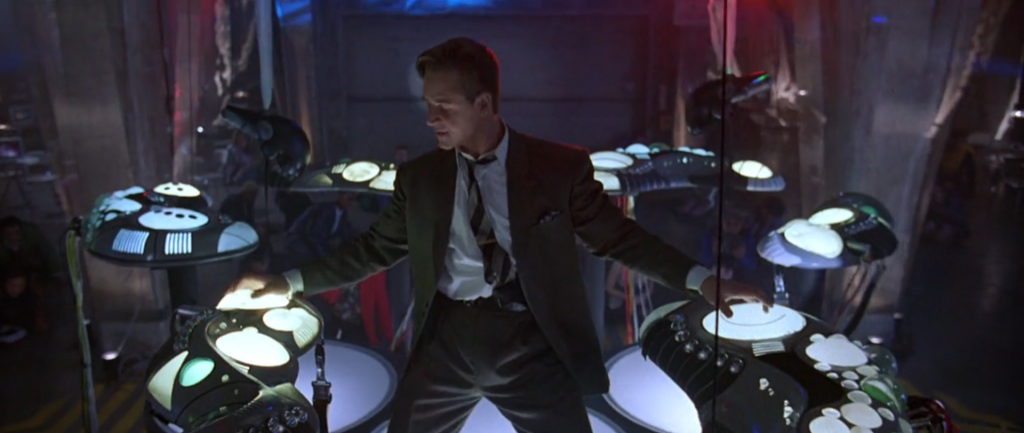 Crowe in Virtuosity