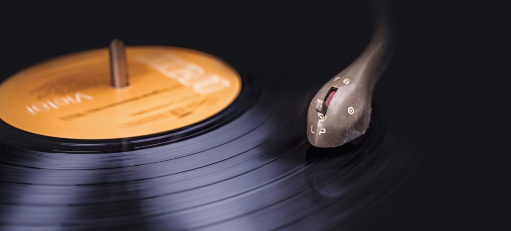 Vinyl player